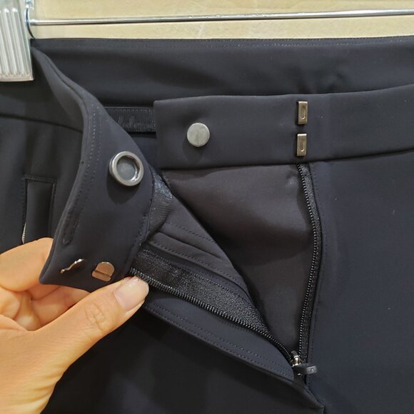 lululemon On The Move Pant *28" - Black - Picture 5 of 9